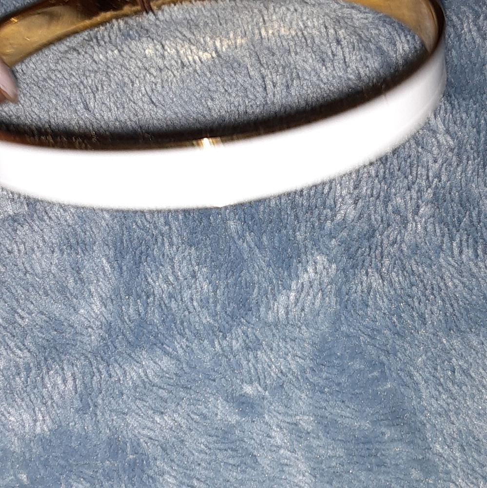 BEAUTIFUL TRENDY JEWELRY